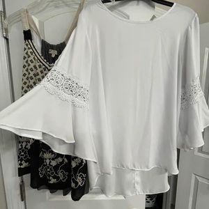 3/4 flowie sleeve blouse